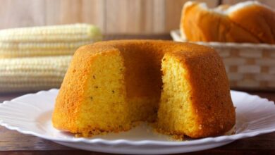 Bolo de Flocão de Milho com Cenoura