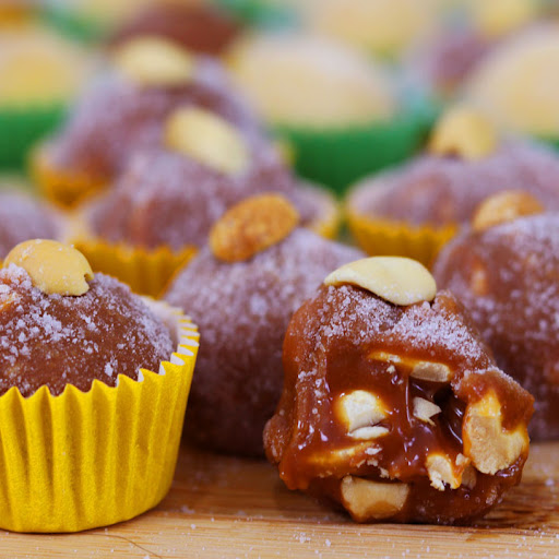 Brigadeiro Gourmet de Pé de Moleque Receita de Festa Junina