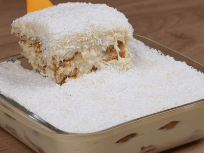 Pavê de Coco com Abacaxi Caramelizado