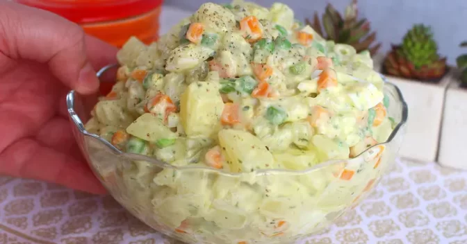 Receitas Fáceis: Salada de Maionese Verde uma Delícia