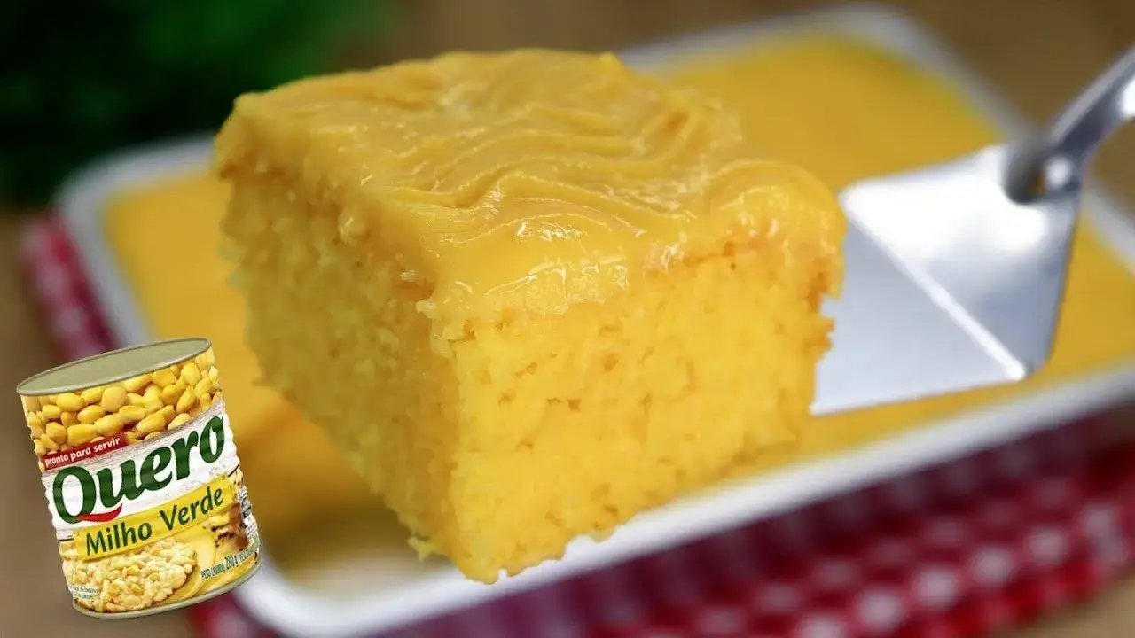 O bolo cural é uma receita tradicional que une a maciez do bolo de milho...
