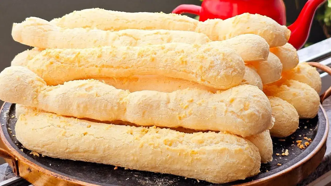 Se você procura um biscoito peta crocante para café delicioso, fácil de preparar e com...